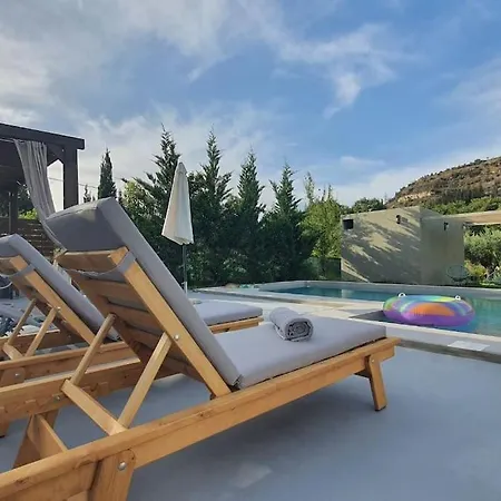 Renaissance Modern Stone House At - Private Pool