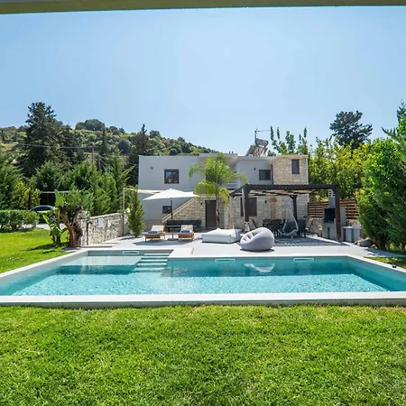 Renaissance Modern Stone House At - Private Pool *