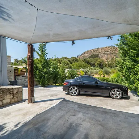 Renaissance Modern Stone House At - Private Pool בית כפרי