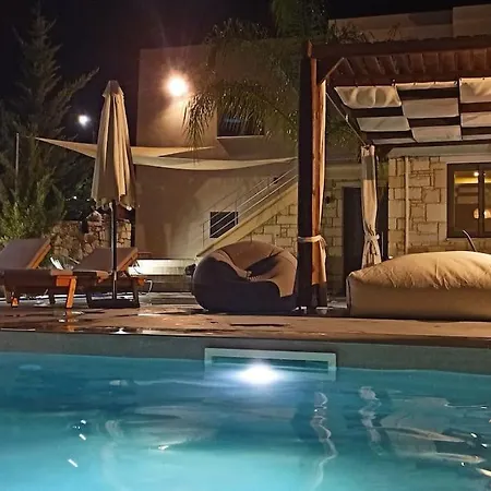 Renaissance Modern Stone House At - Private Pool *